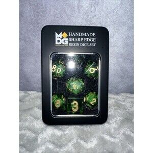 MDG D20 Elixir Liquid Core Dice Aegis of Hope Liquid Filled 7 Piece Set Green